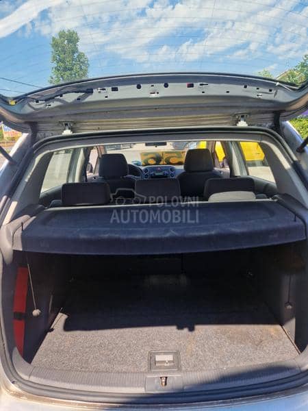Volkswagen Golf Plus BAS DOBAR