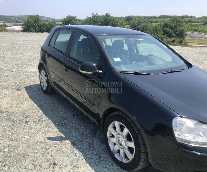 Volkswagen Golf 5 united
