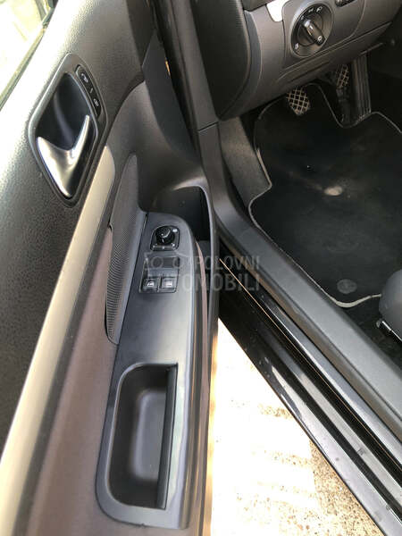 Volkswagen Golf 5 united
