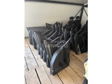 Tapacir vrata za Volkswagen Touran od 2005. do 2015. god.