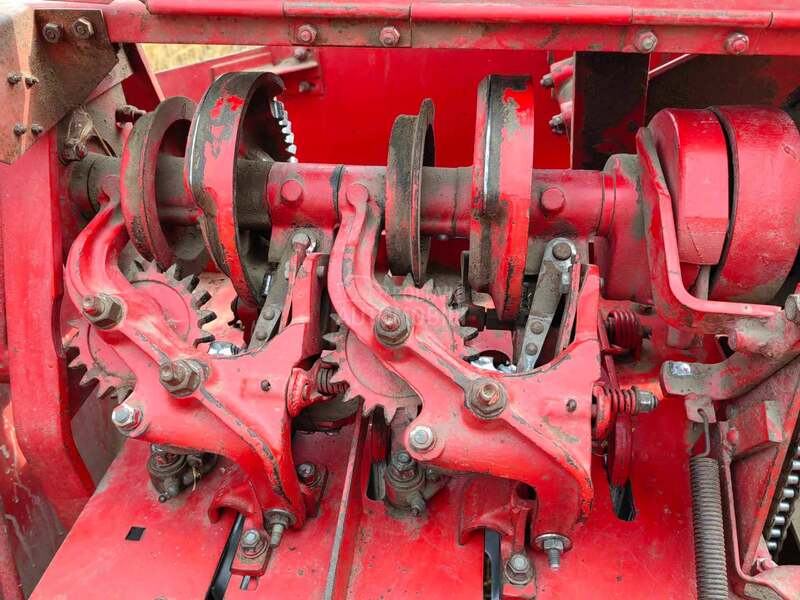 Massey Ferguson 15 8