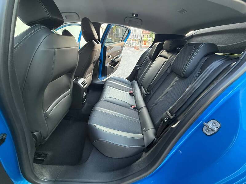 Peugeot 308 1.2 ALLURE/AUT