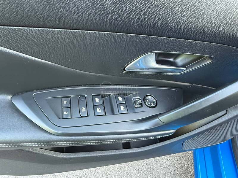 Peugeot 308 1.2 ALLURE/AUT