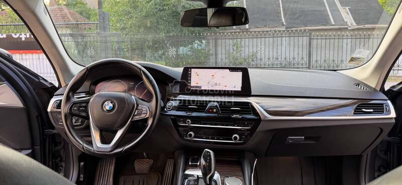 BMW 520 Luxury Line virt sat