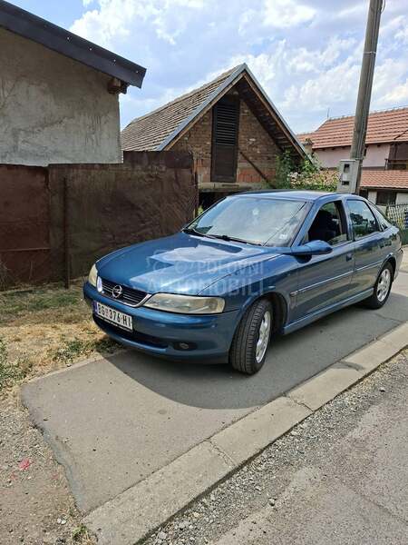 Opel Vectra B 