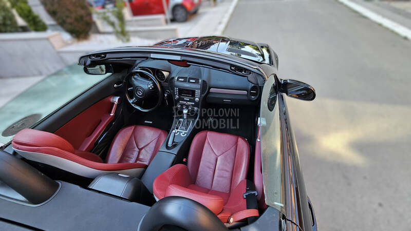 Mercedes Benz SLK 200 
