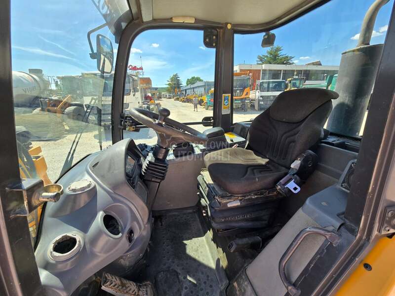 Volvo L25F