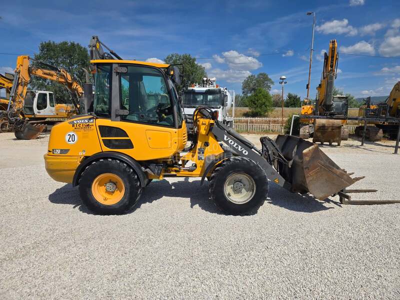 Volvo L25F