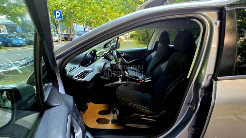 Peugeot 2008 1.6BLUHDI ALLURE