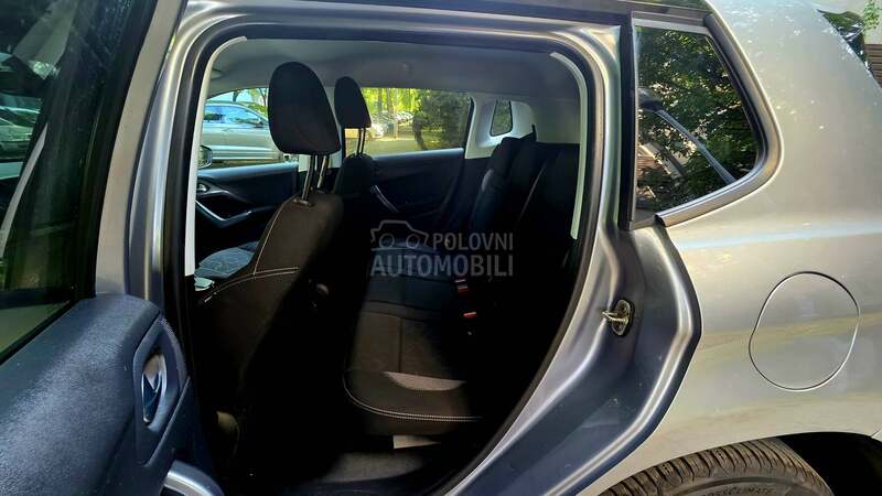 Peugeot 2008 1.6BLUHDI ALLURE
