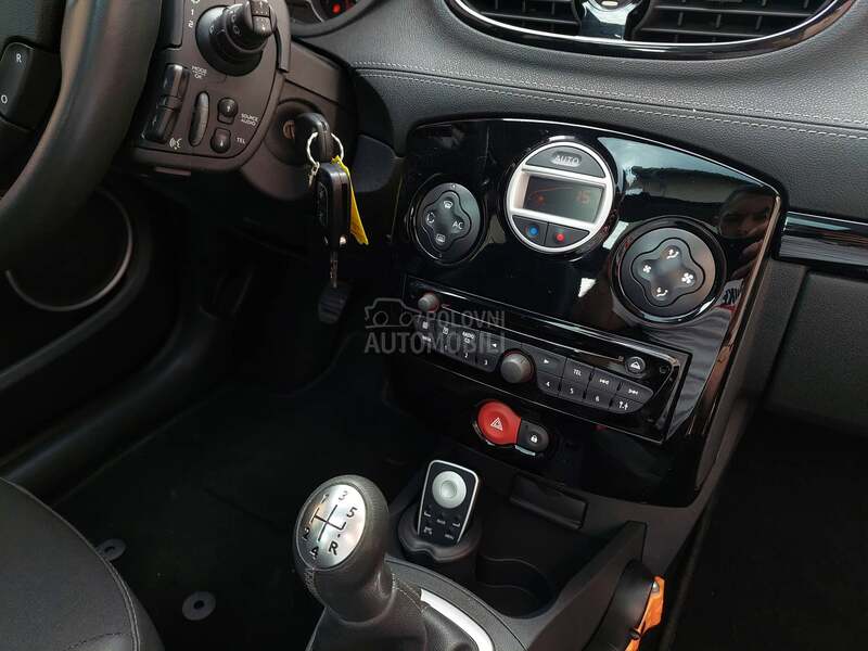 Renault Clio 1.5DCI D/N F U L L