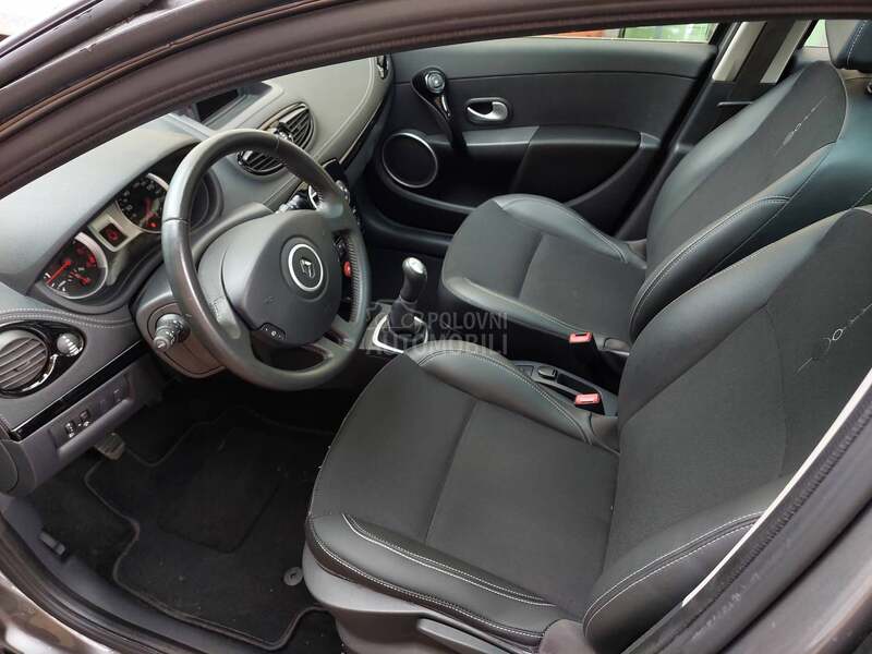 Renault Clio 1.5DCI D/N F U L L