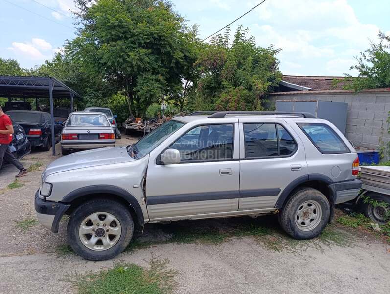 Opel Frontera 2.2 dti