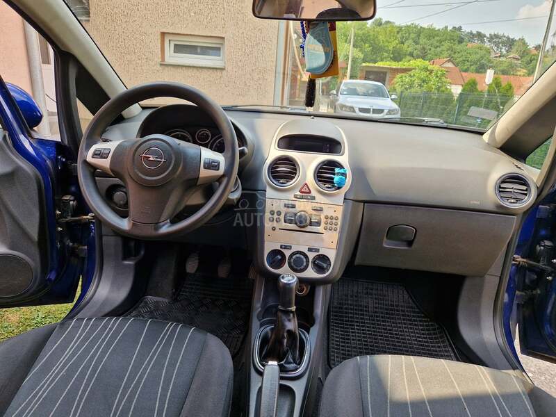 Opel Corsa D 1.3