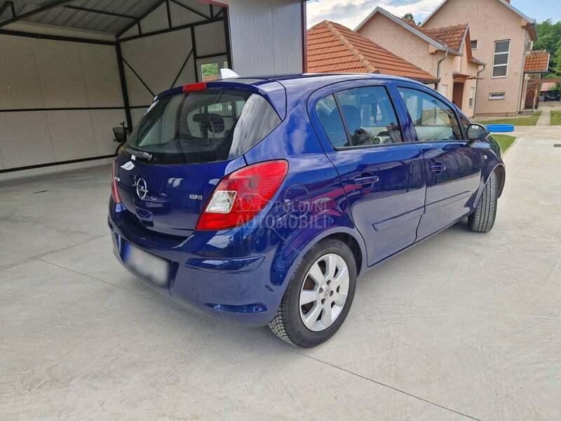 Opel Corsa D 1.3
