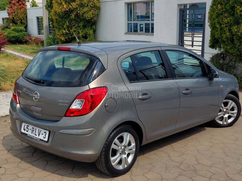 Opel Corsa D 1.3CDTI COSMO/FUL