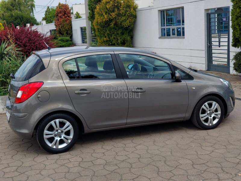 Opel Corsa D 1.3CDTI COSMO/FUL