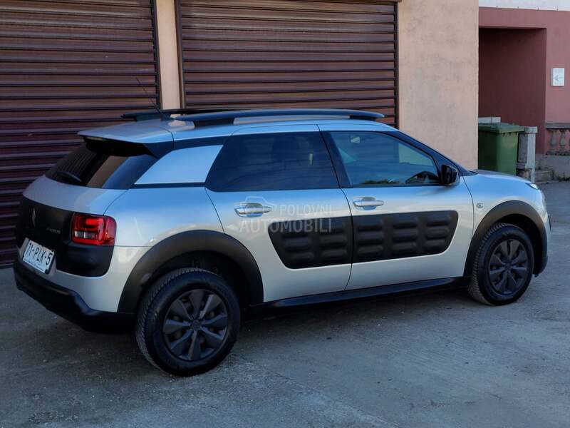 Citroen C4 Cactus 1.6HDI/SHINE/