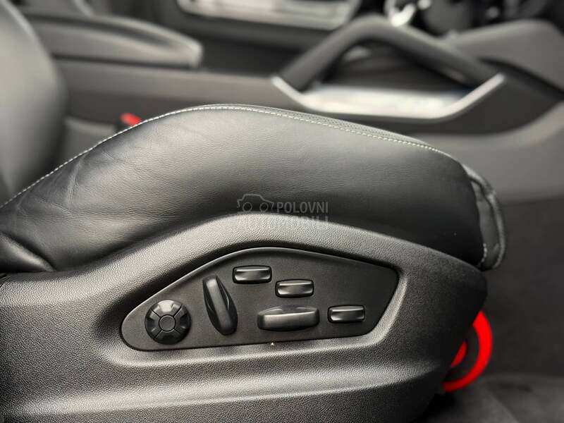 Porsche Cayenne TURBO/Carbon/Burm
