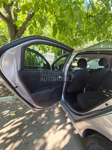 Citroen C-ELYSEE 1.2 SHINE