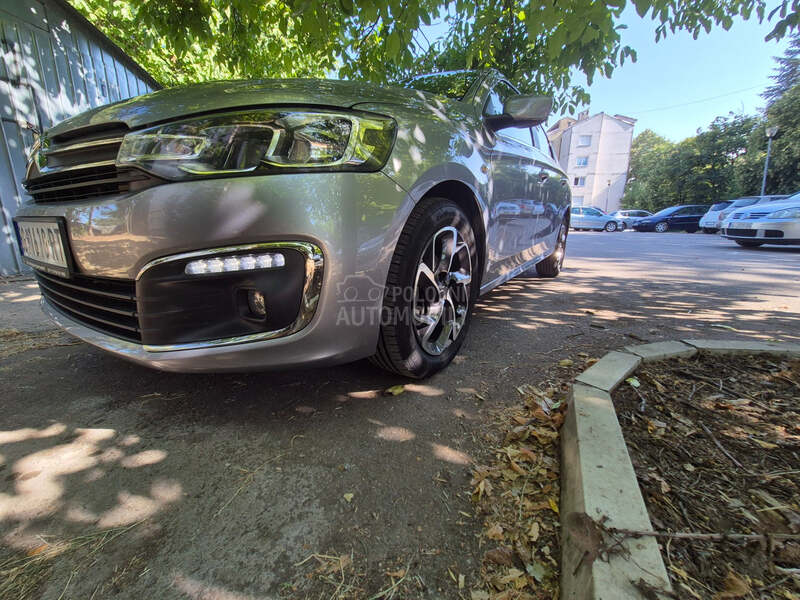 Citroen C-ELYSEE 1.2 SHINE