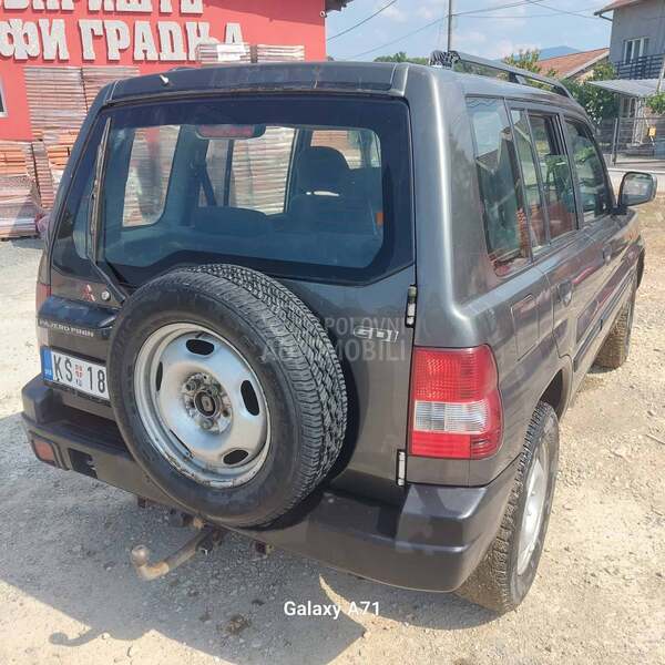 Mitsubishi Pajero Pinin 