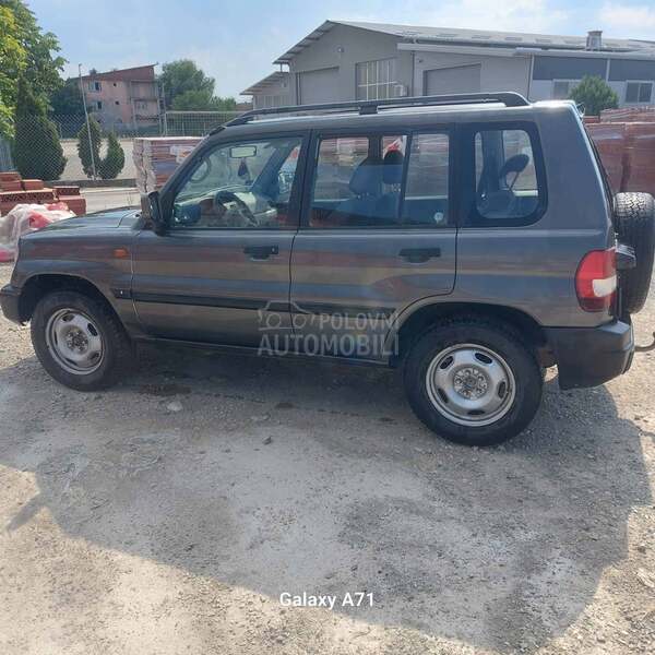 Mitsubishi Pajero Pinin 