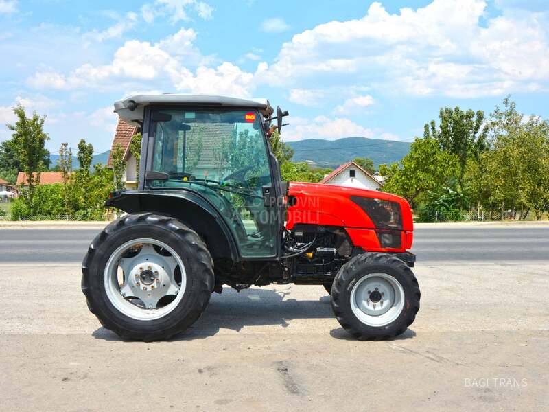Massey Ferguson 3225