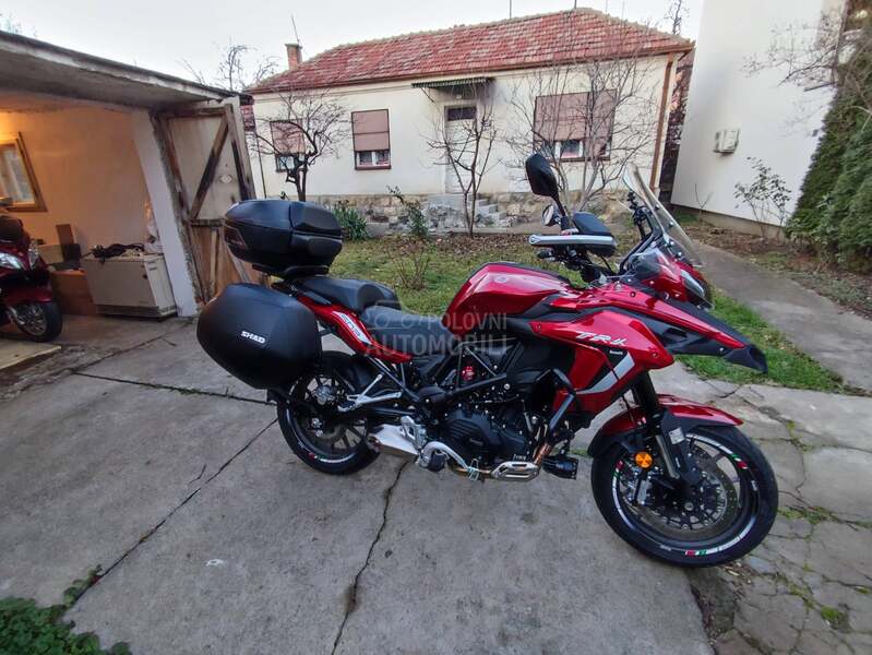 Benelli TRK 502