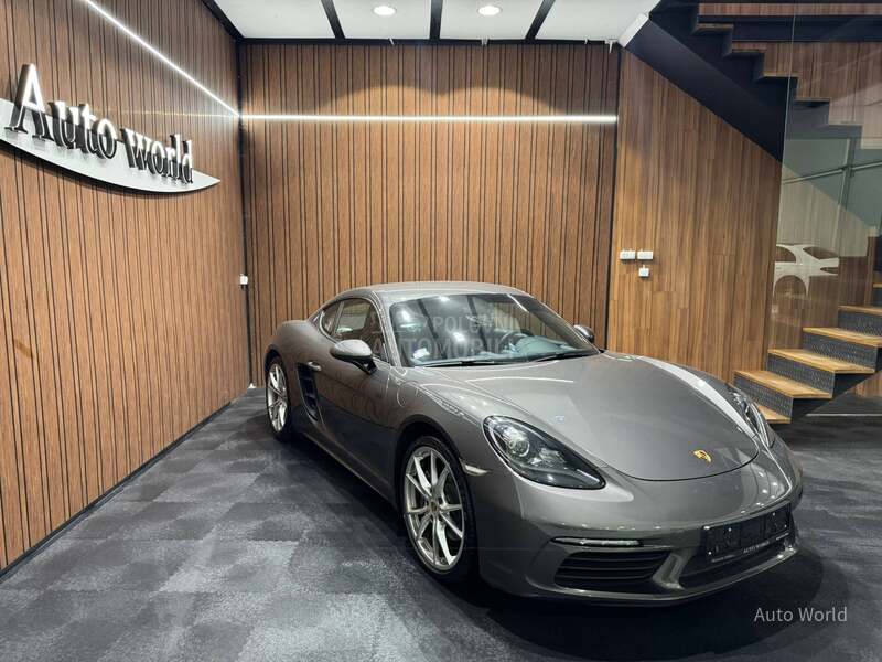 Porsche Cayman 