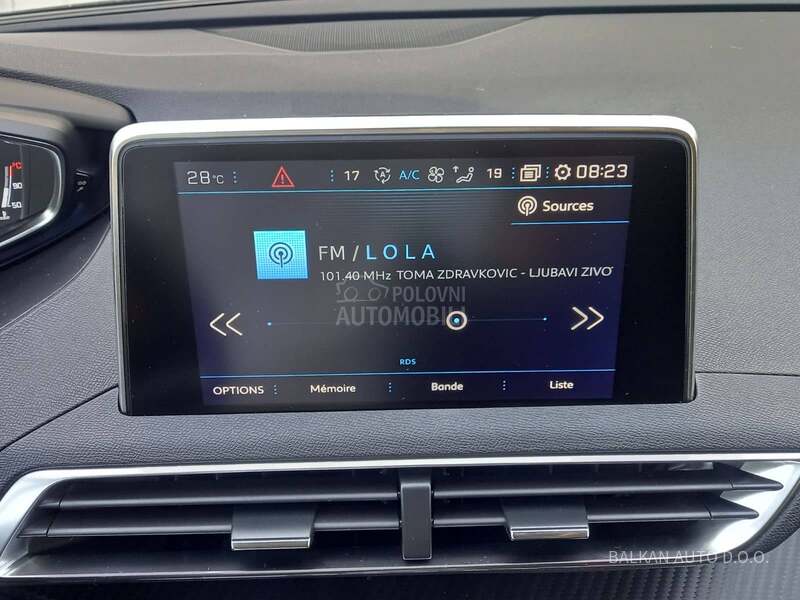 Peugeot 5008 1.5 HDI/7SED/LED/AUT