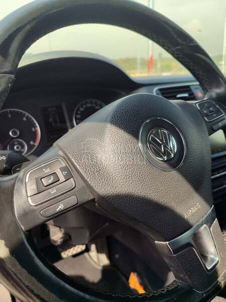 Volkswagen Jetta 
