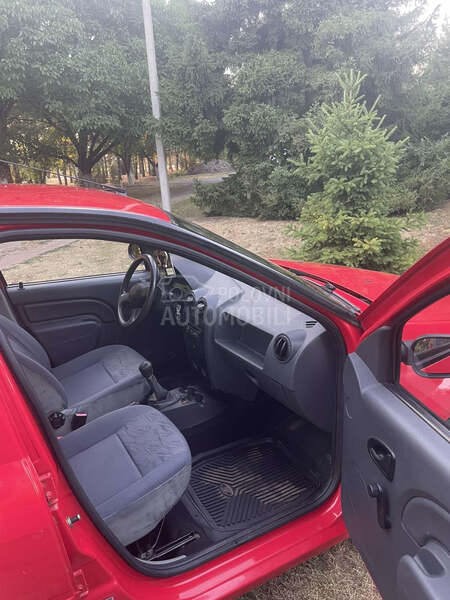 Dacia Logan 