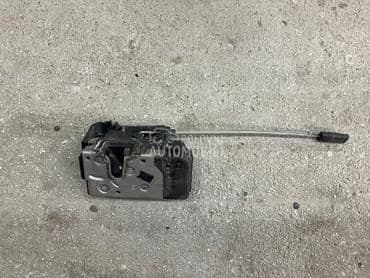 brava vrata prednja desna za Opel Meriva