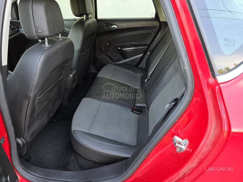Opel Astra J COSMO 1.4 TB
