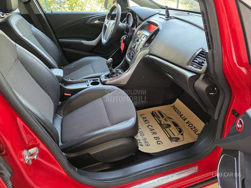 Opel Astra J COSMO 1.4 TB