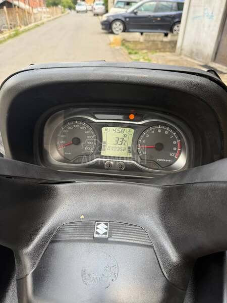 Suzuki Burgman 650