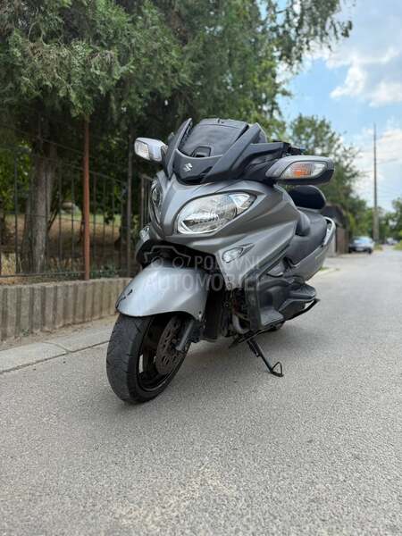 Suzuki Burgman 650