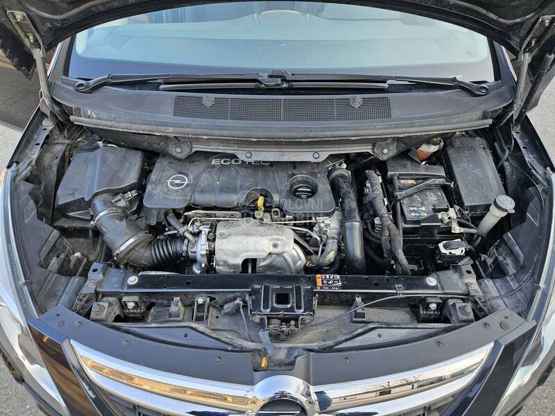 Opel Zafira O D L I C N A
