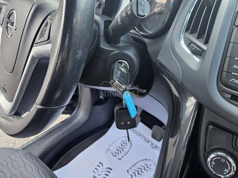 Opel Zafira O D L I C N A