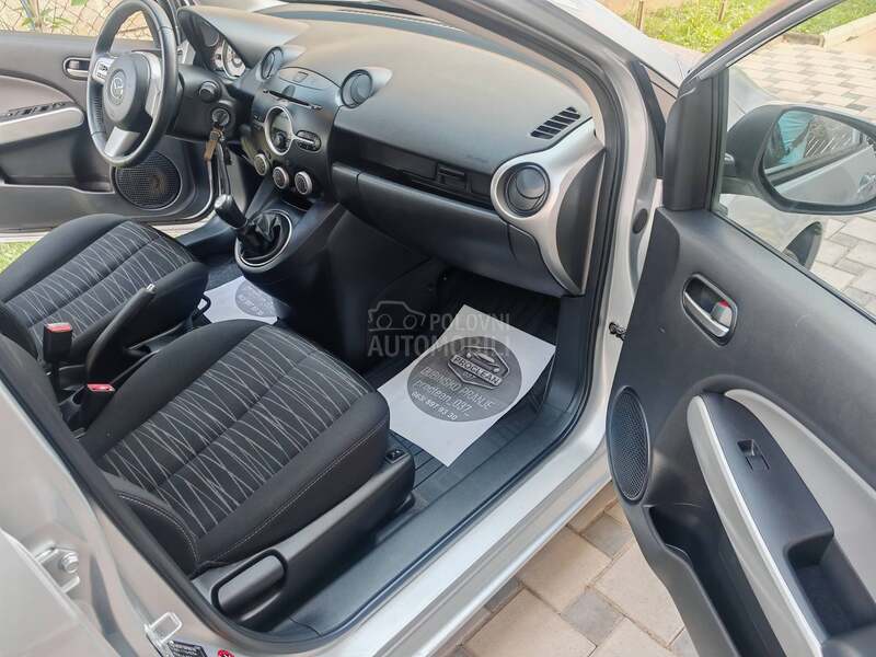 Mazda 2 1.3 CH