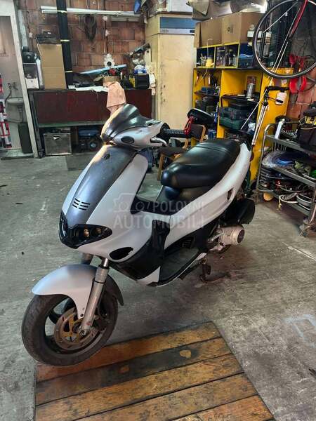 Gilera Runner