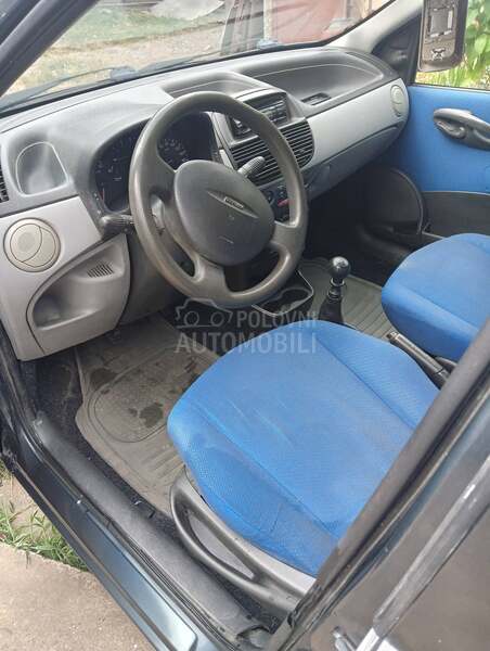 Fiat Punto 1,2 8v