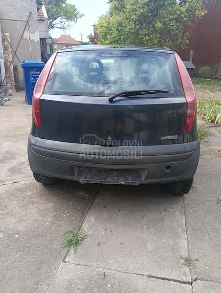 Fiat Punto 1,2 8v