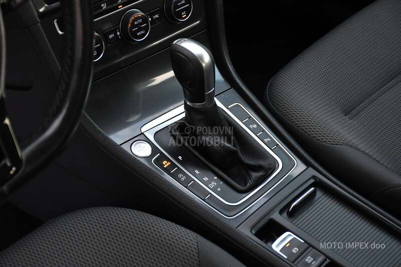 Volkswagen Golf 7 7.5 1.4TSI/DSG/CH