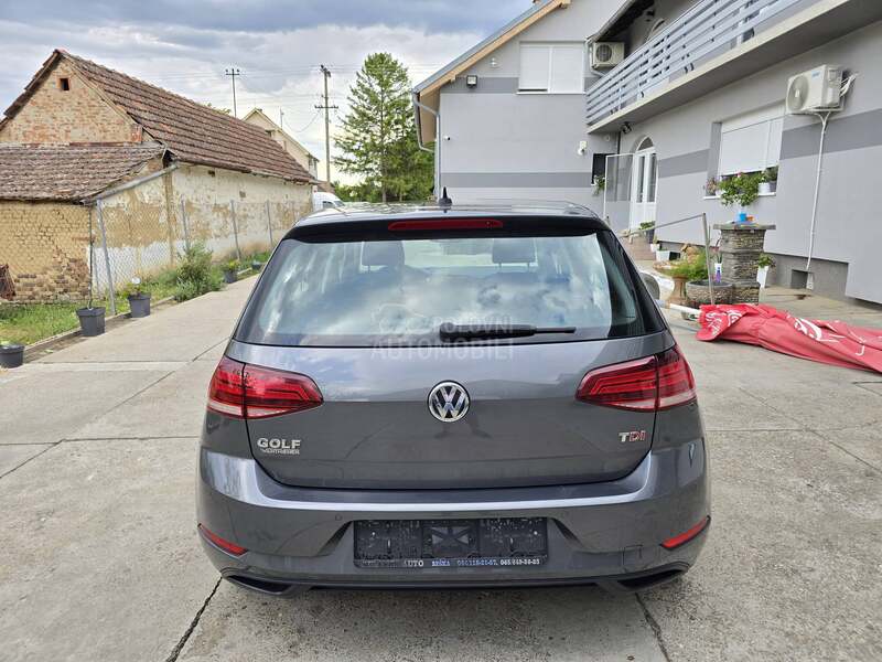Volkswagen Golf 7 1.6TDI//COMFORTLINE/