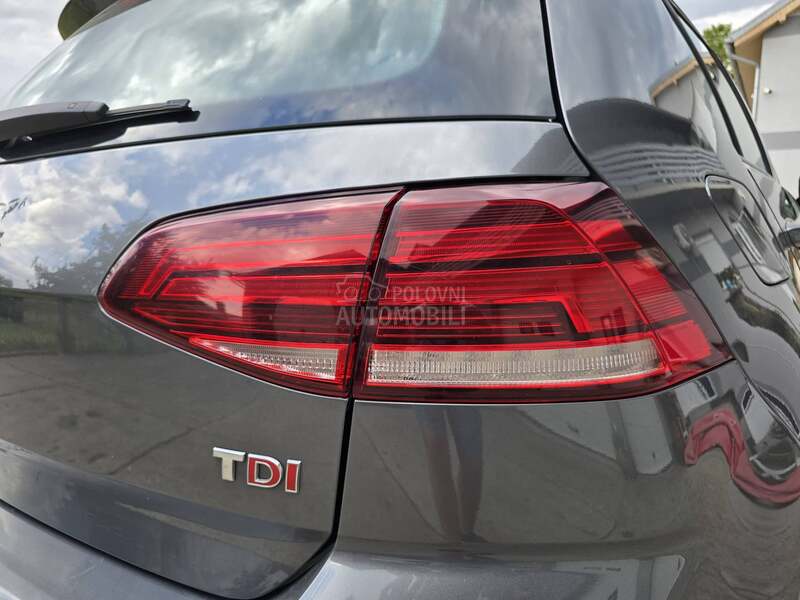 Volkswagen Golf 7 1.6TDI//COMFORTLINE/