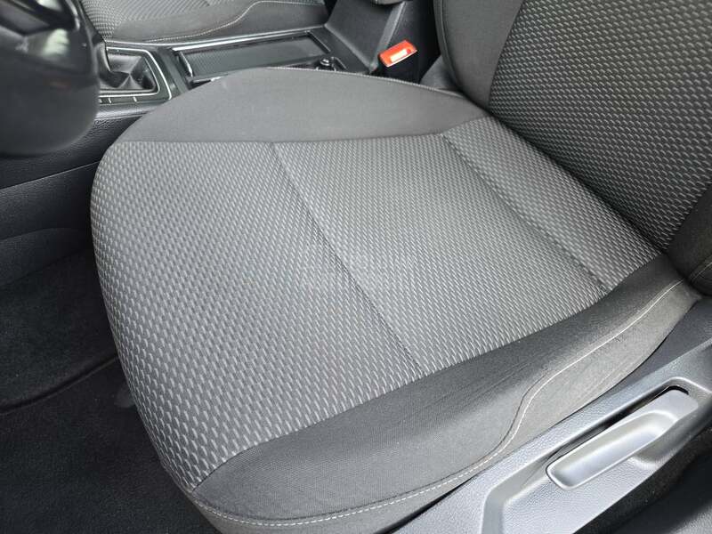 Volkswagen Golf 7 1.6TDI//COMFORTLINE/