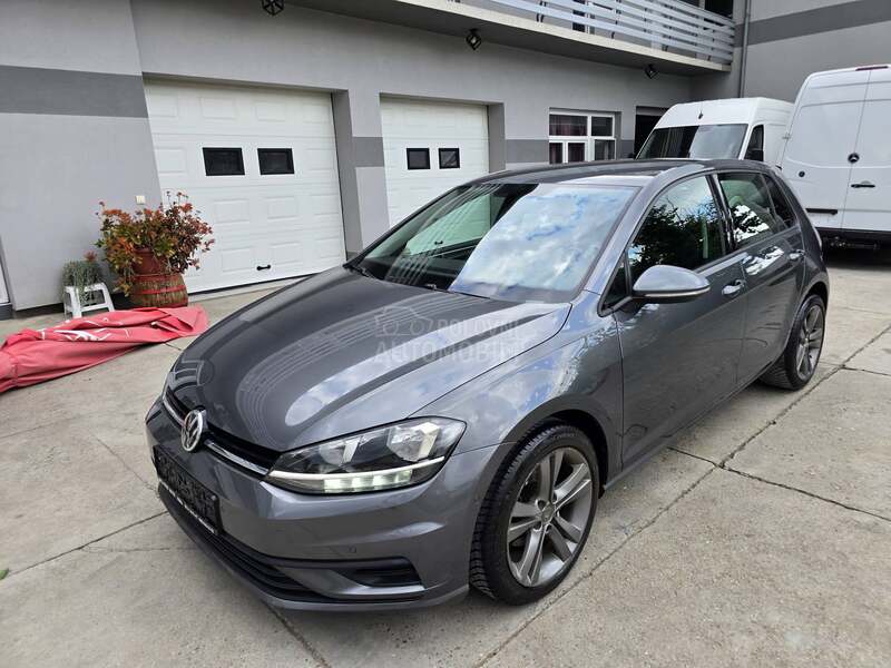 Volkswagen Golf 7 1.6TDI//COMFORTLINE/