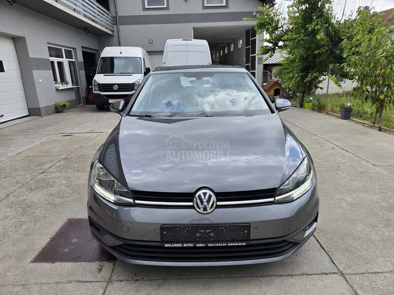 Volkswagen Golf 7 1.6TDI//COMFORTLINE/